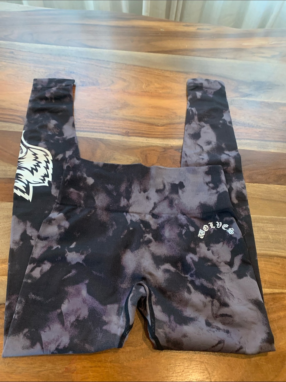 Darc Sport Black & Dark Gray Tie-Dye High-Waist Leggings